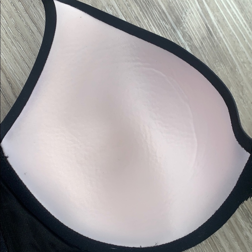 Victoria Secret bra - Picture 6 of 9